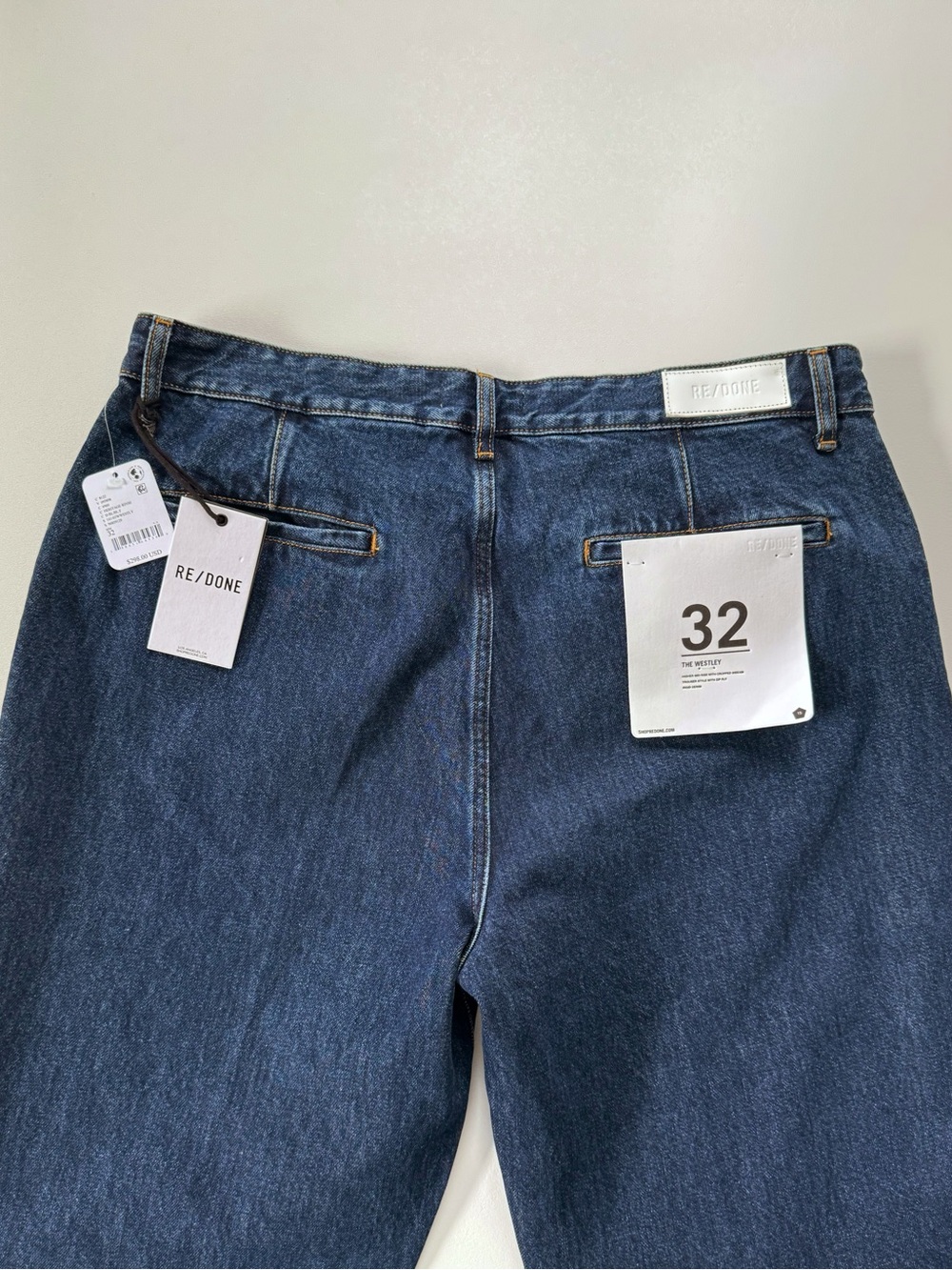 RE/DONE The Westley Jeans in Heritage Rinse | 32
NWT - Picture 7 of 14